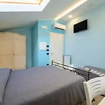 Dei Cesari Oda ve Kahvaltı Santa Maria La Carità